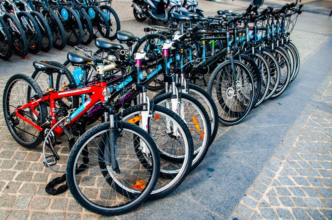 BIKE RENTAL IS OPEN FROM 01/04